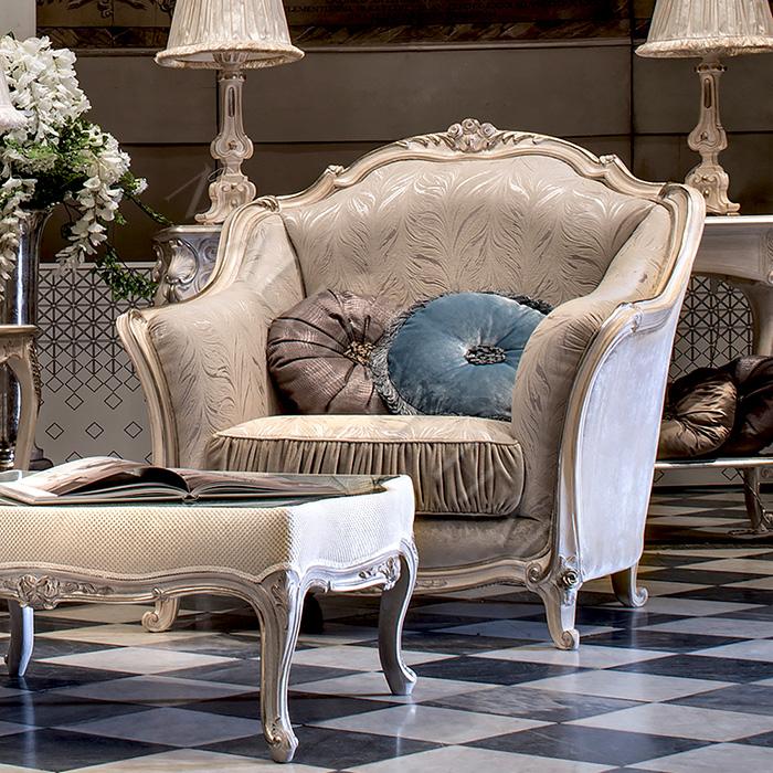 Viviennne De Roche Arm Chair Viviennne De Roche Arm Chair