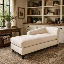 Eleanor Manor Lounge